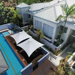 https://silkari-the-pavilions.queenslandhotels.net